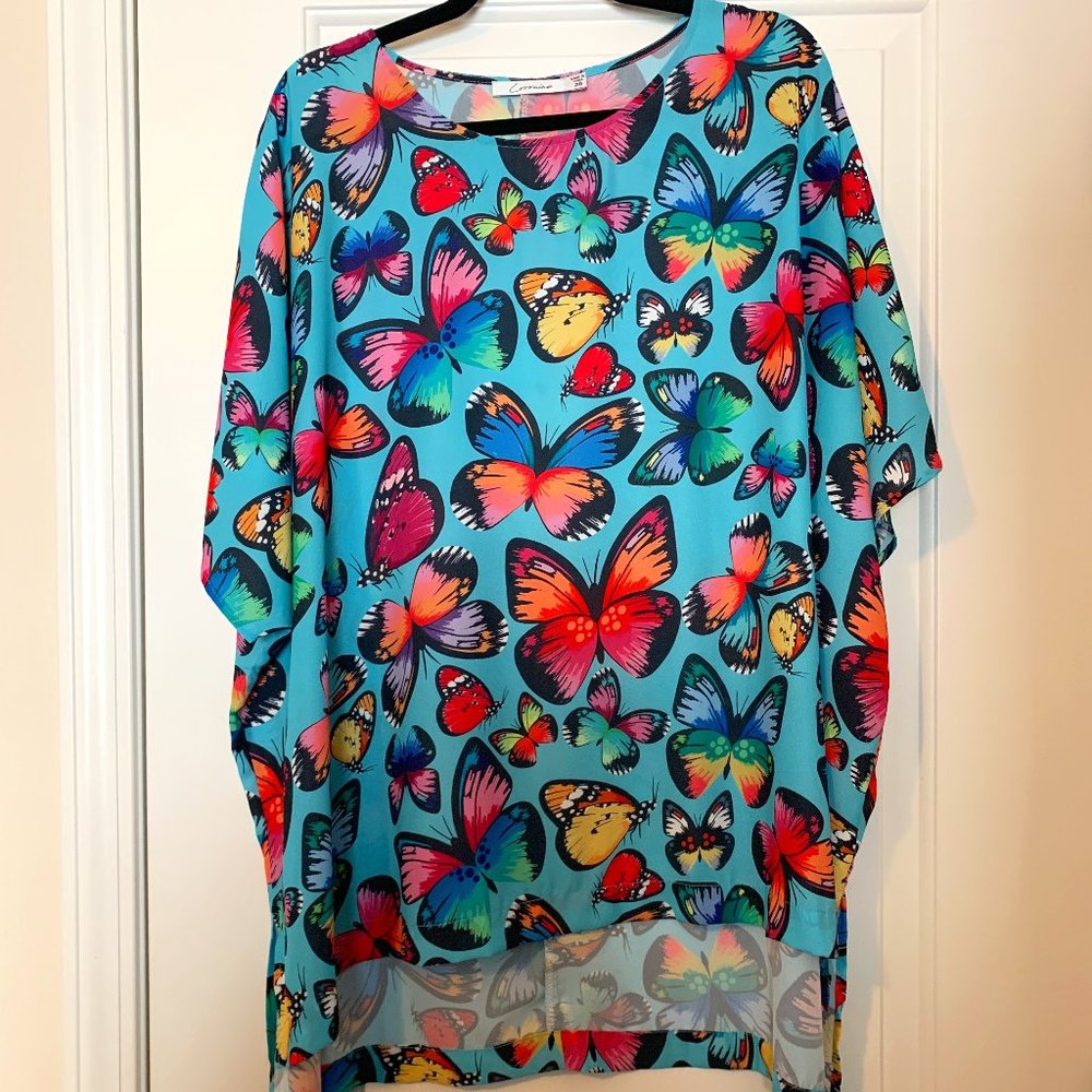Nearly New Serena Butterfly High-Low Top